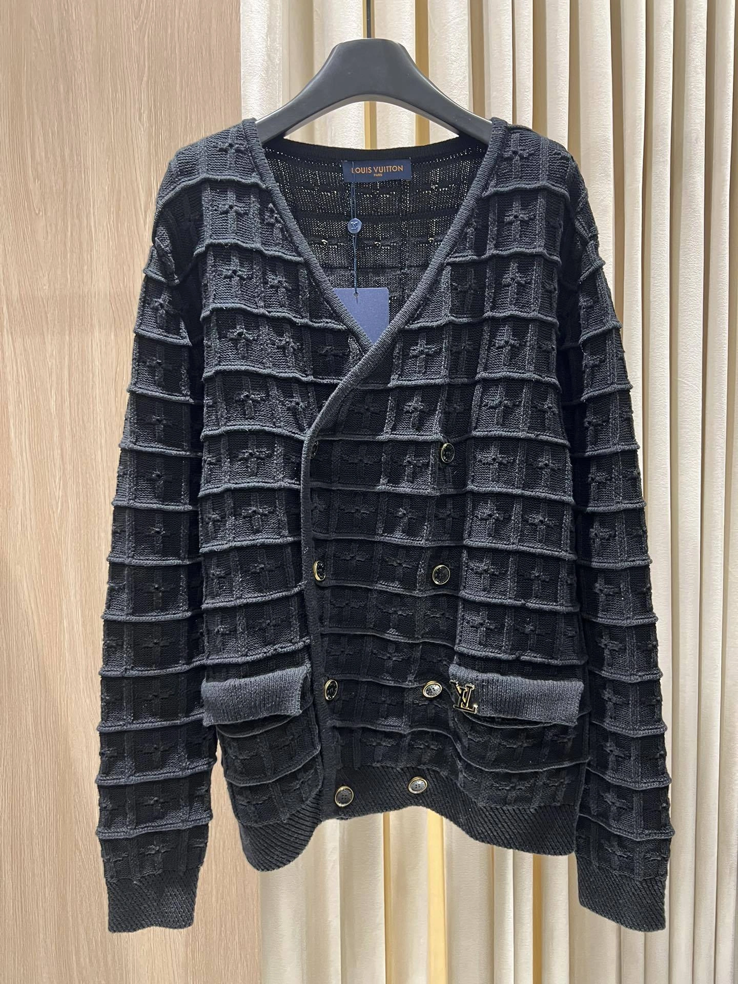 wg.luxury-- 8V item: E-F140J1249H